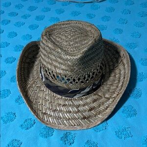 Men's Woven Straw Hat with Camouflage Accent